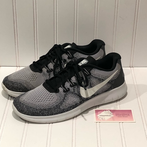 nike free rn 2017 black and white